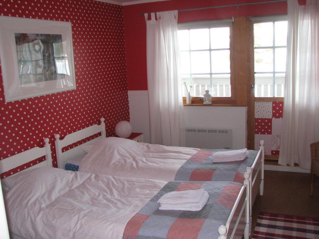 Edsleskogs Waerdshus Hotel Amal Bagian luar foto