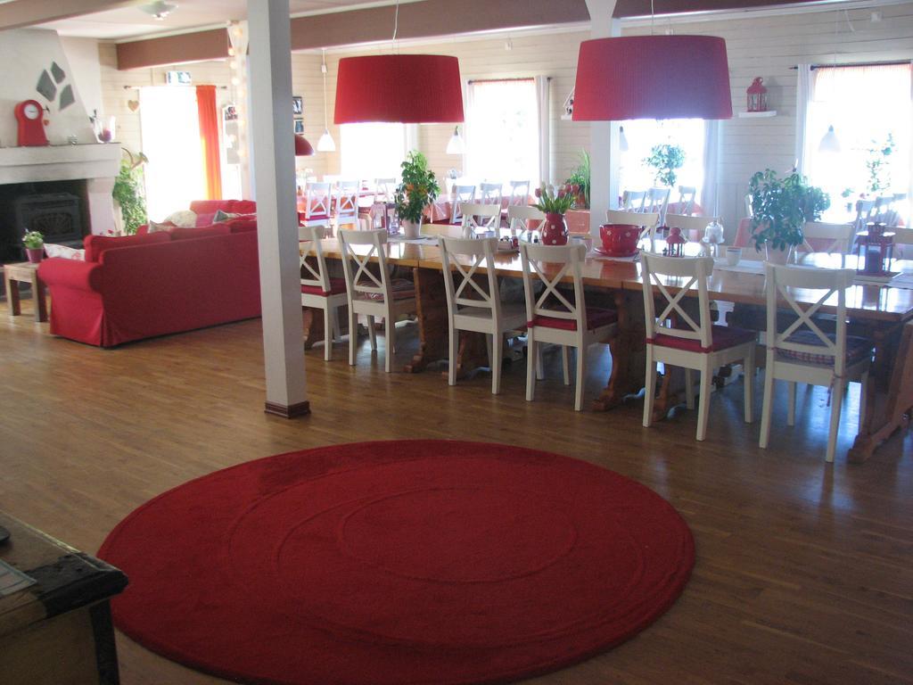 Edsleskogs Waerdshus Hotel Amal Bagian luar foto